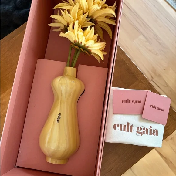 cult gaia!! Unique clutch! New! - Picture 1 of 9